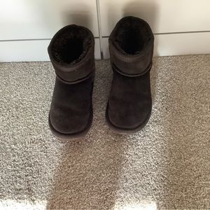Black Emu kids boots